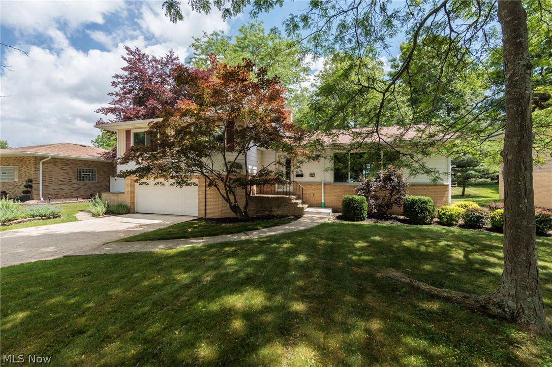7601 Green Valley Drive Parma OH 44134