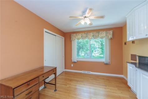 7601 Green Valley Drive Parma OH 44134