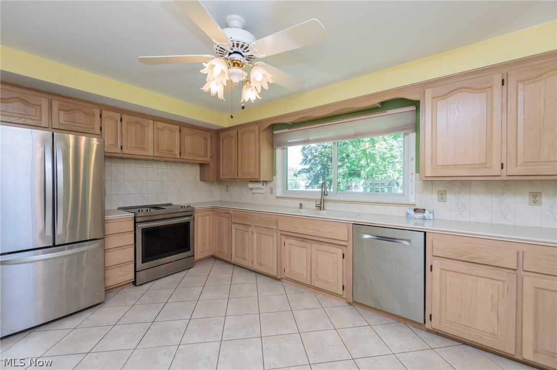 7601 Green Valley Drive Parma OH 44134