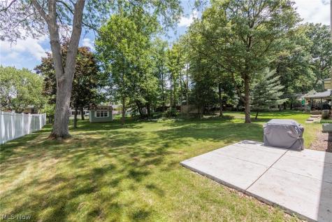 7601 Green Valley Drive Parma OH 44134