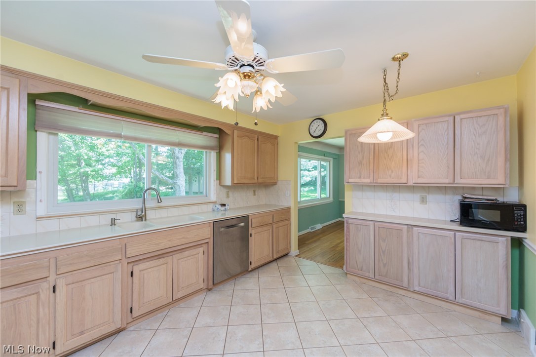 7601 Green Valley Drive Parma OH 44134