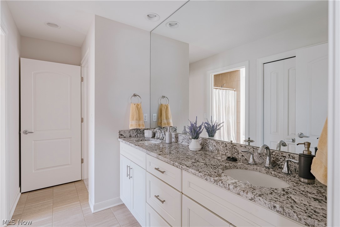 3900 Matisse Circle Pepper Pike OH 44124