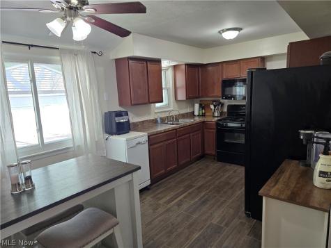 4605 W 192nd Street Cleveland OH 44135