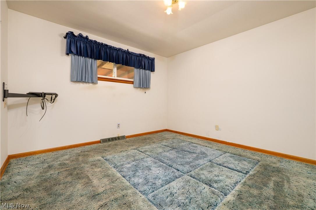 225 Harrison Avenue Cadiz OH 43907