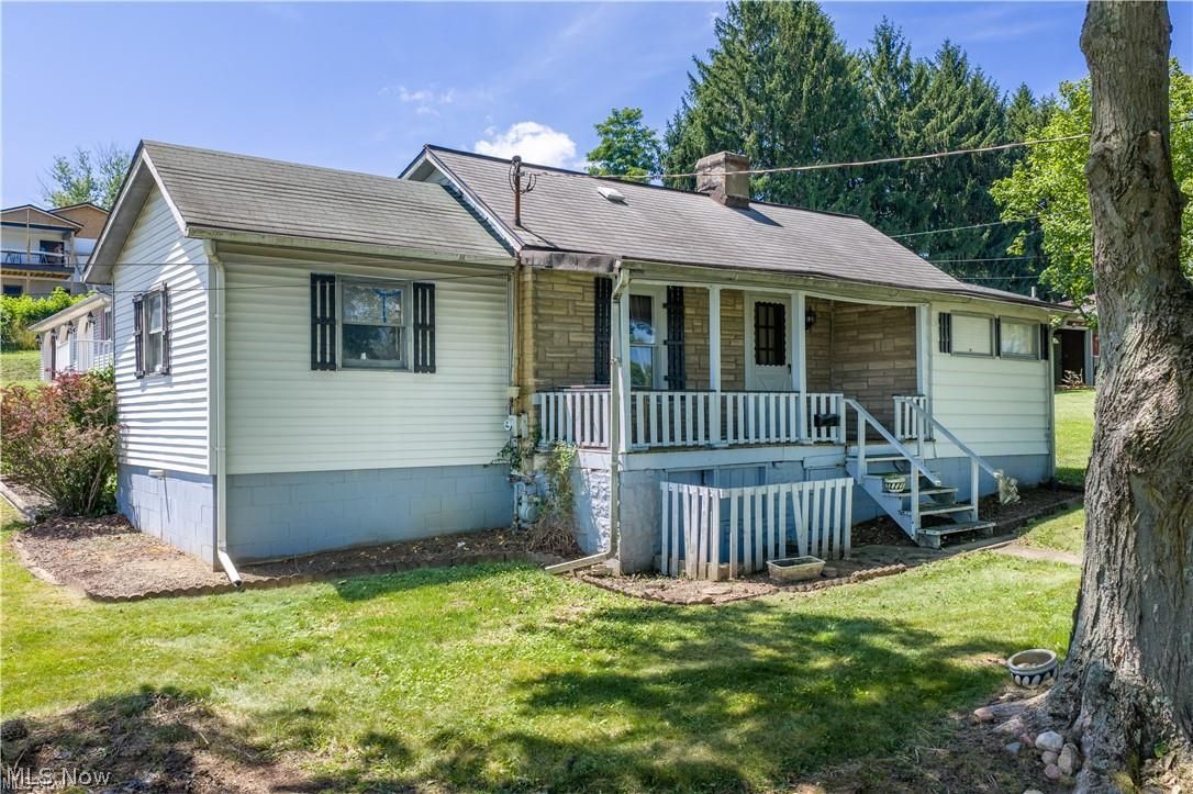 225 Harrison Avenue Cadiz OH 43907