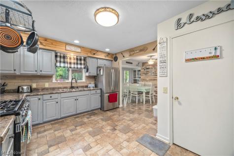 37581 Capel Road Grafton OH 44044
