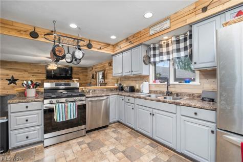 37581 Capel Road Grafton OH 44044