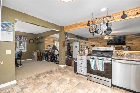 37581 Capel Road Grafton OH 44044