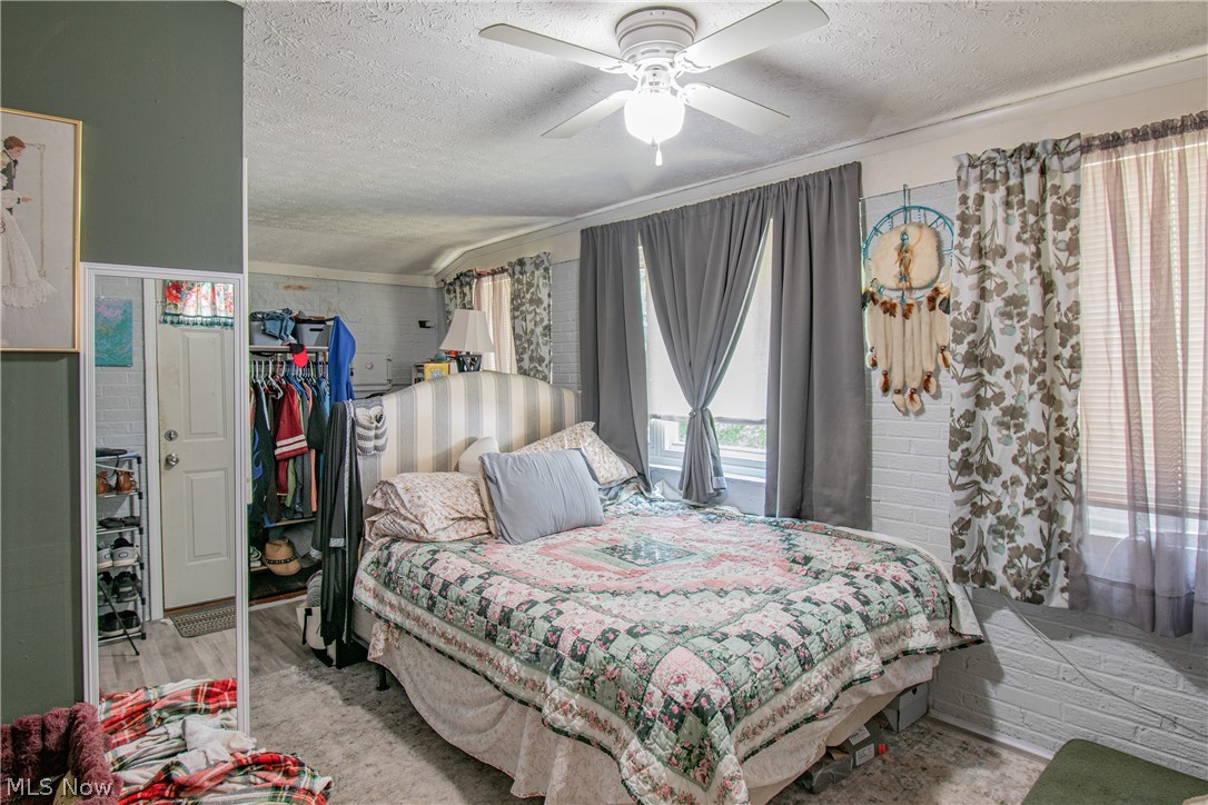 1043 Silvercrest Avenue Akron OH 44314