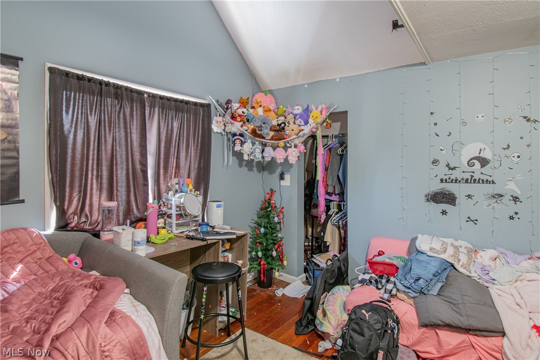 1043 Silvercrest Avenue Akron OH 44314