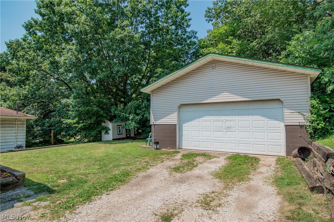 1043 Silvercrest Avenue Akron OH 44314