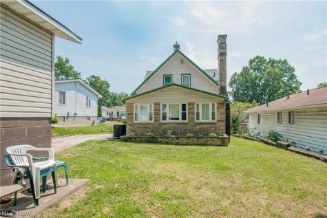 1043 Silvercrest Avenue Akron OH 44314