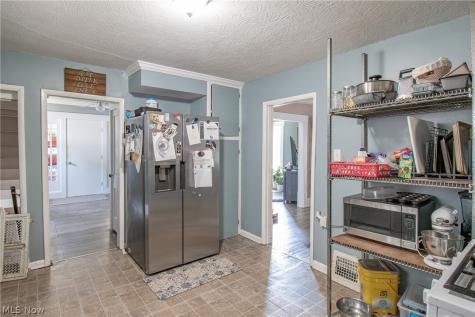 1043 Silvercrest Avenue Akron OH 44314