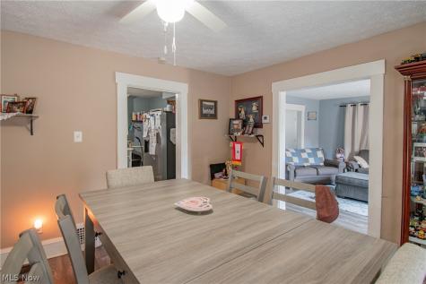 1043 Silvercrest Avenue Akron OH 44314