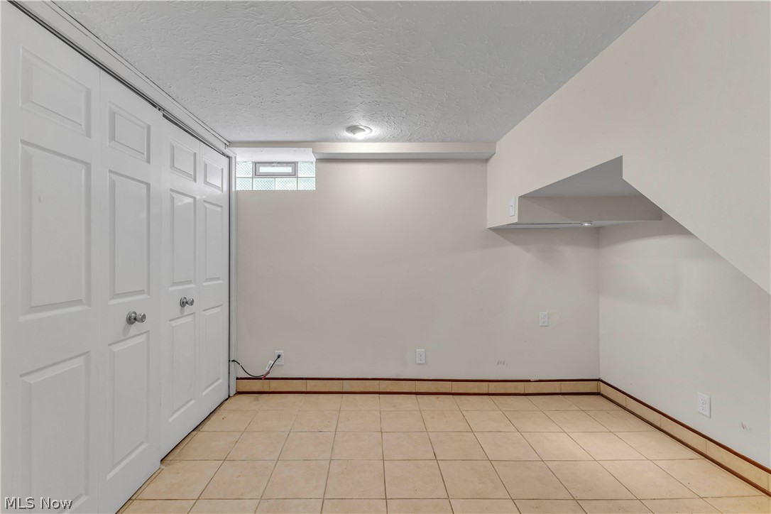 900 Eloise Drive Cleveland Heights OH 44112
