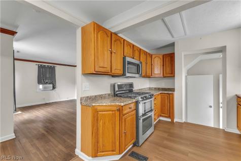 900 Eloise Drive Cleveland Heights OH 44112