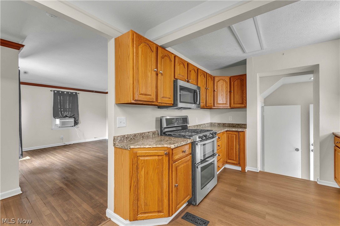 900 Eloise Drive Cleveland Heights OH 44112