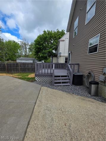 1338 W 89th Street Cleveland OH 44102