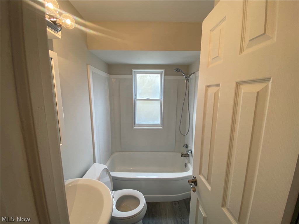805 E 254th Street Euclid OH 44132