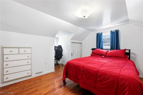 474 E 328th Street Willowick OH 44095