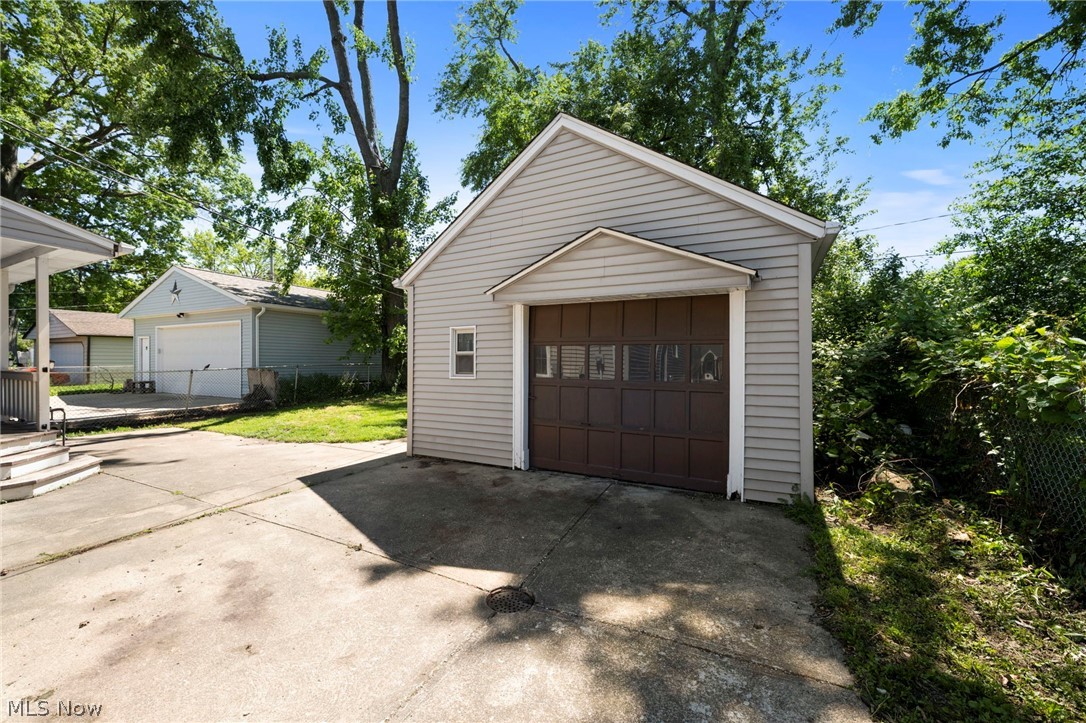 474 E 328th Street Willowick OH 44095