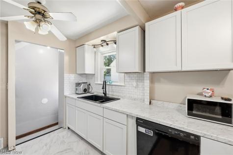 474 E 328th Street Willowick OH 44095