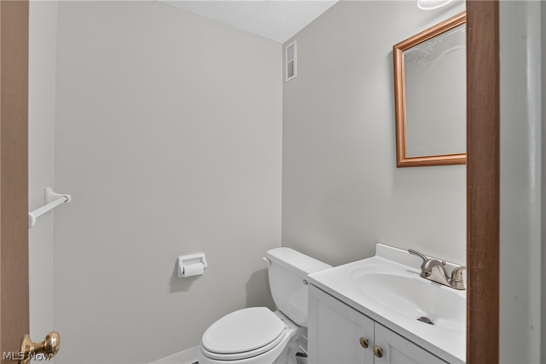 571 Jeanette Street Brunswick OH 44212