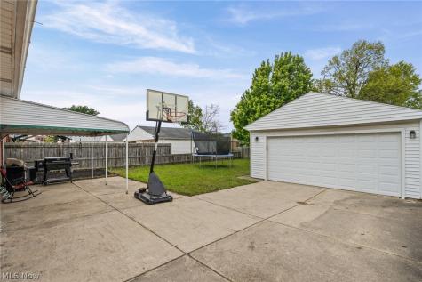 14316 Parkman Boulevard Brook Park OH 44142