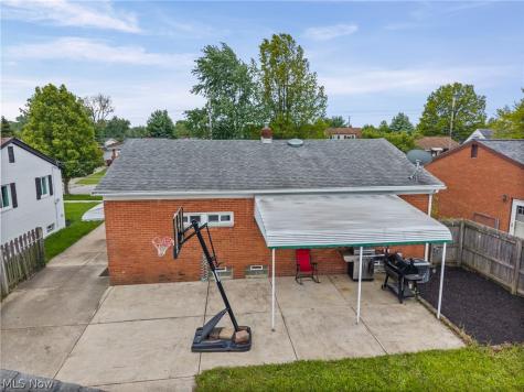 14316 Parkman Boulevard Brook Park OH 44142