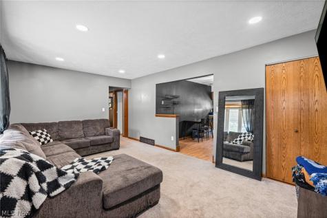 14316 Parkman Boulevard Brook Park OH 44142