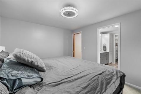 706 Bachtel Street SE North Canton OH 44720