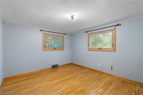 706 Bachtel Street SE North Canton OH 44720