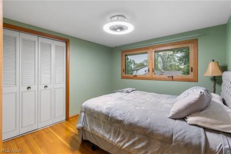 706 Bachtel Street SE North Canton OH 44720
