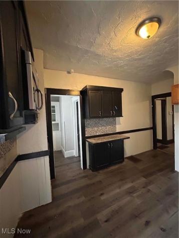 10911 Hathaway Avenue Cleveland OH 44108