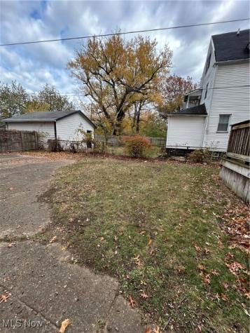 10911 Hathaway Avenue Cleveland OH 44108