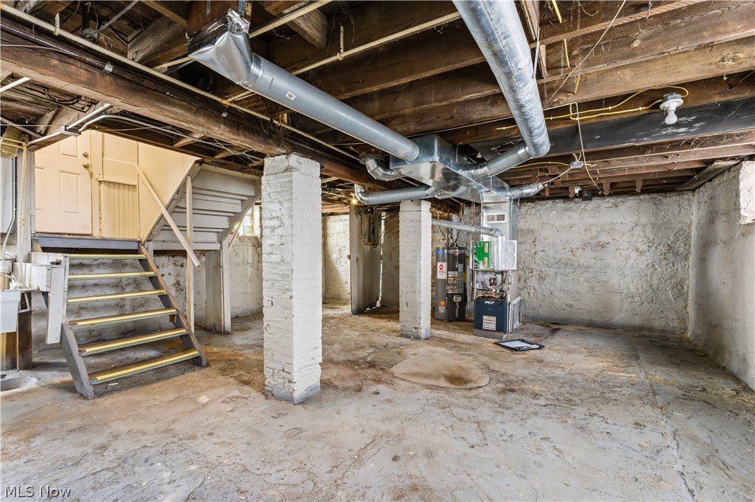 10911 Hathaway Avenue Cleveland OH 44108