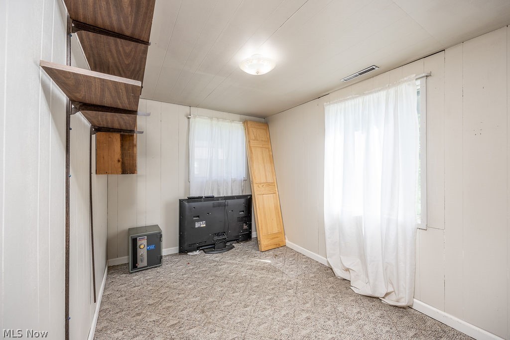 20 Danas Run Road Newport OH 45768