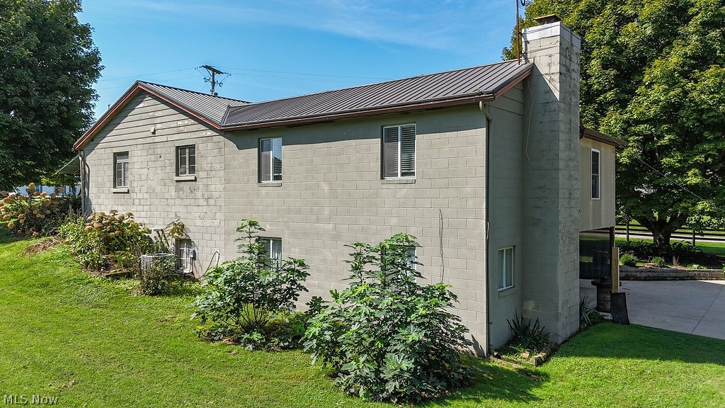 20 Danas Run Road Newport OH 45768