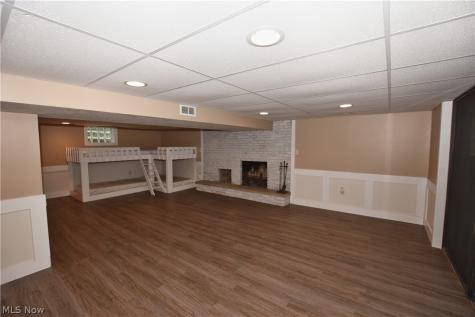 8024 Linden Drive SW Dellroy OH 44620