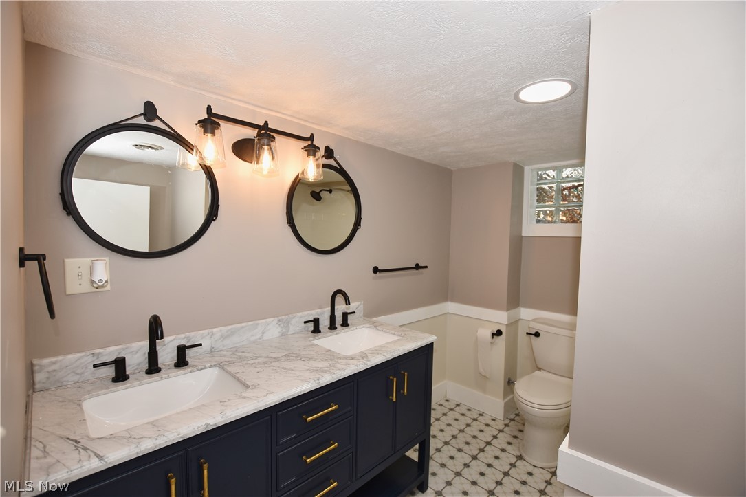 8024 Linden Drive SW Dellroy OH 44620
