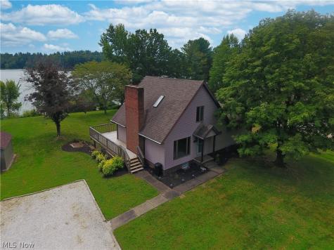 8024 Linden Drive SW Dellroy OH 44620