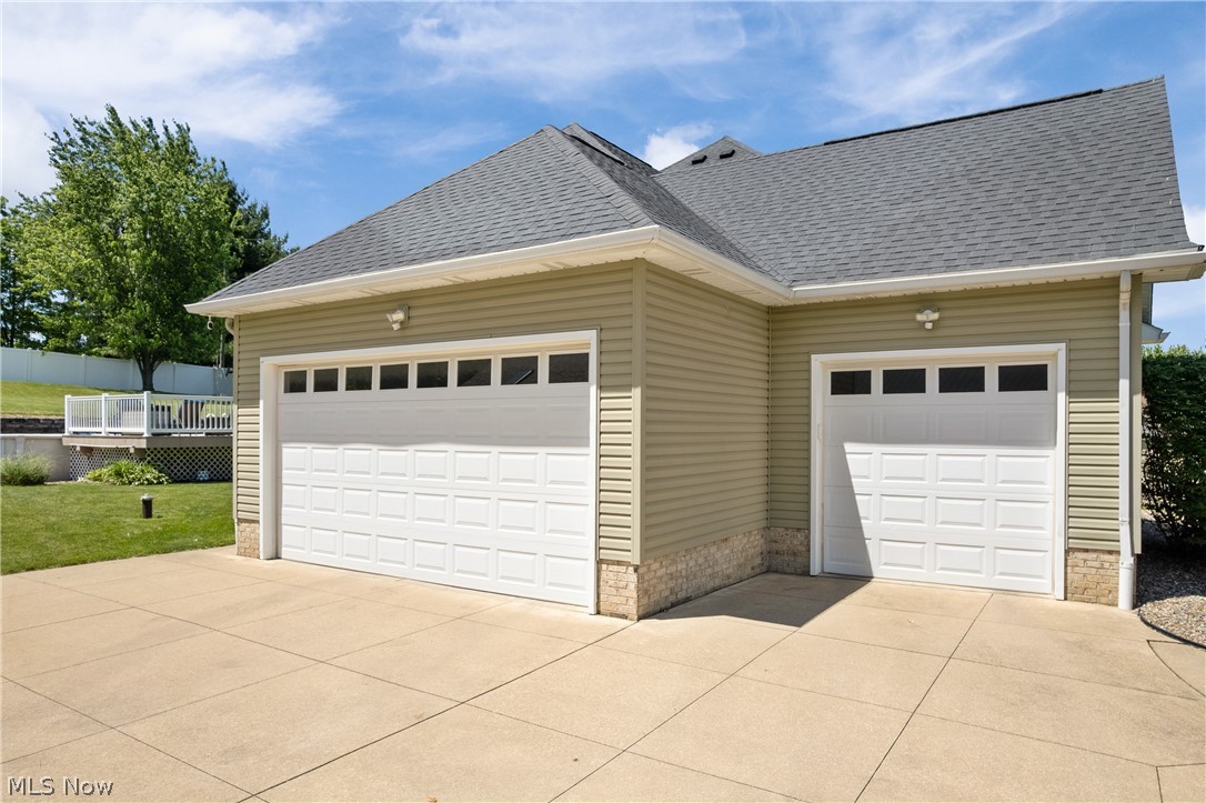 5043 Violet Knoll Avenue NE Canton OH 44705