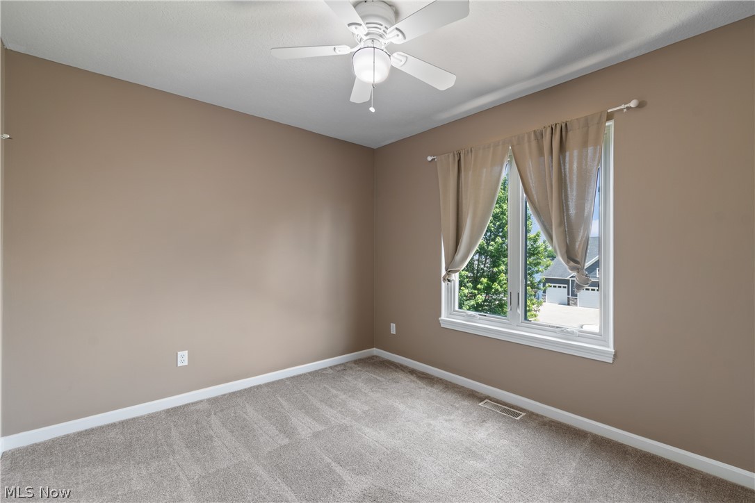 5043 Violet Knoll Avenue NE Canton OH 44705