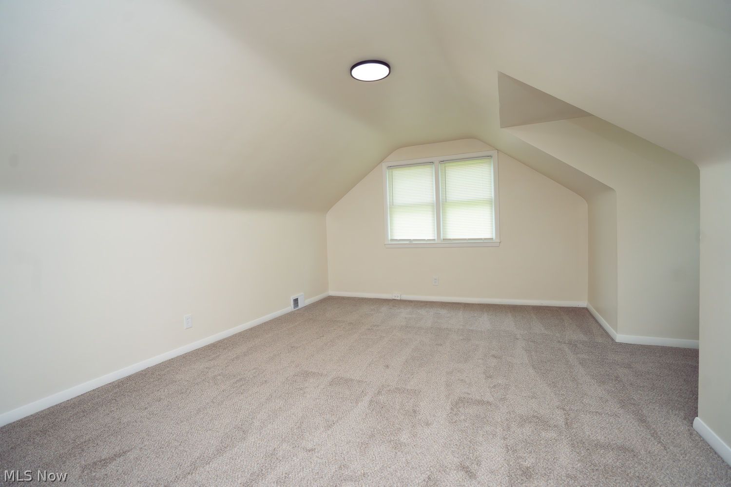 628 Creed Street Struthers OH 44471