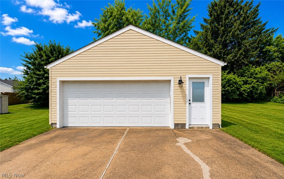 628 Creed Street Struthers OH 44471