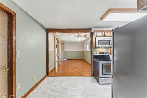 154 Fairfield Road Avon Lake OH 44012