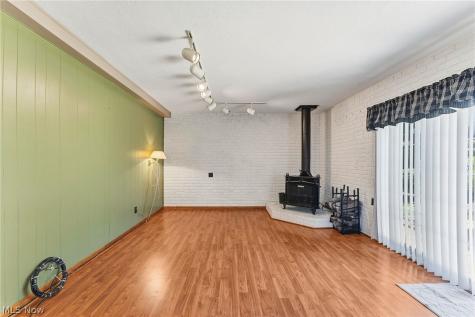 154 Fairfield Road Avon Lake OH 44012