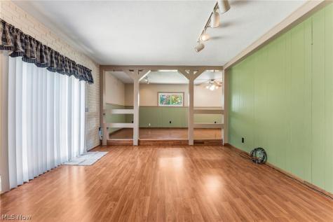 154 Fairfield Road Avon Lake OH 44012