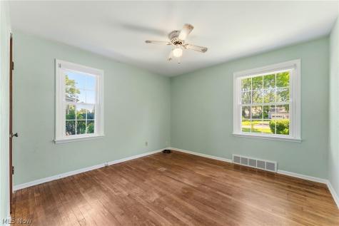 154 Fairfield Road Avon Lake OH 44012