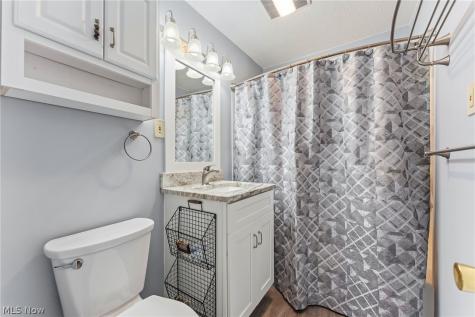154 Fairfield Road Avon Lake OH 44012